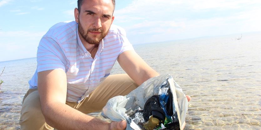 Plastic pollution a growing problem in Great Lakes